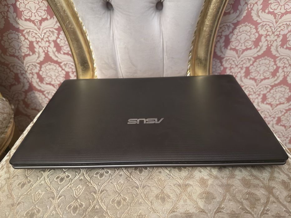 Ноутбук Asus K55v