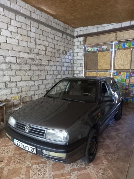 Продам Volkswagen Vento