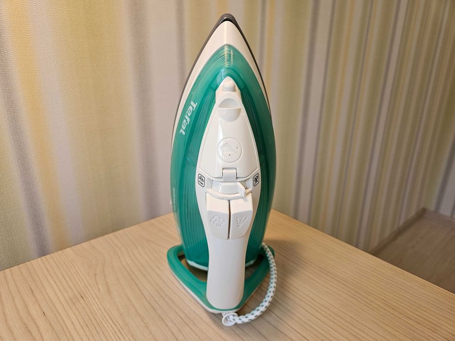 Нова Ютия Tefal FV3510 Supergliss 3510 парна MADE IN FRANCE пара глади