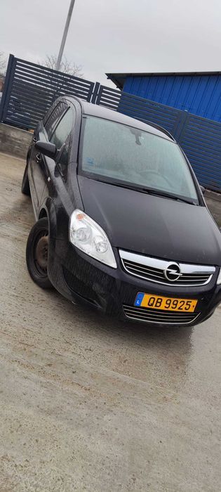 Piese din Dezmembrari Opel Zafira B 1700 cdti z17dtr an 2010
