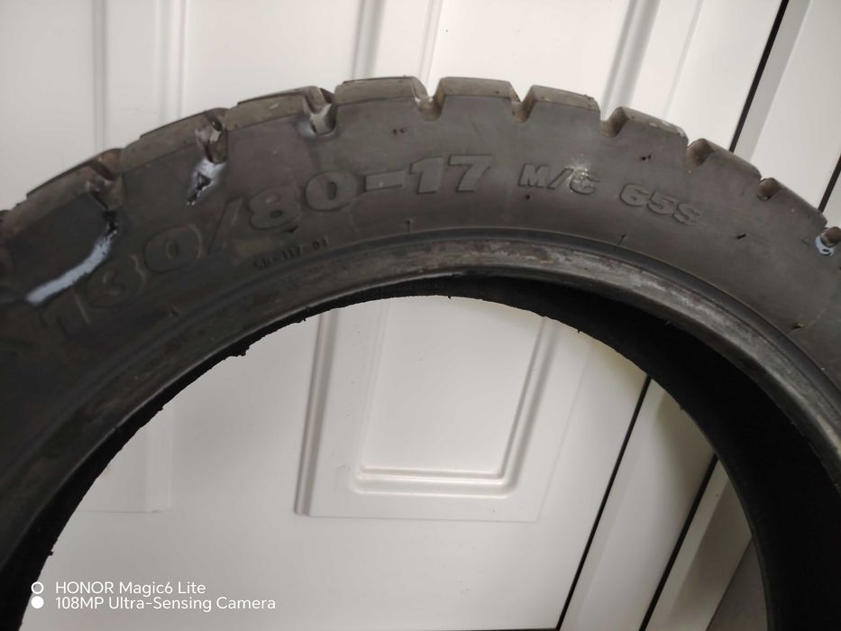 Cauciuc de motocicletă față spate