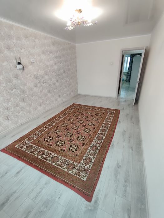 Продается 2-комн с хорошим ремонтом