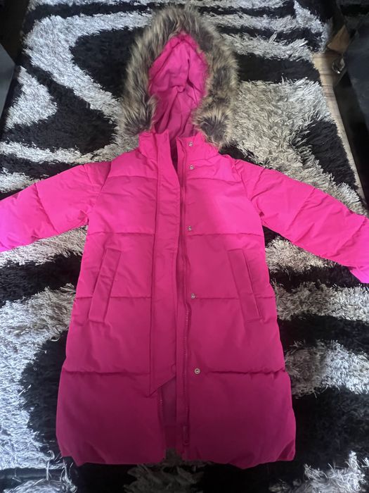 Kurtka qiz bola uchun