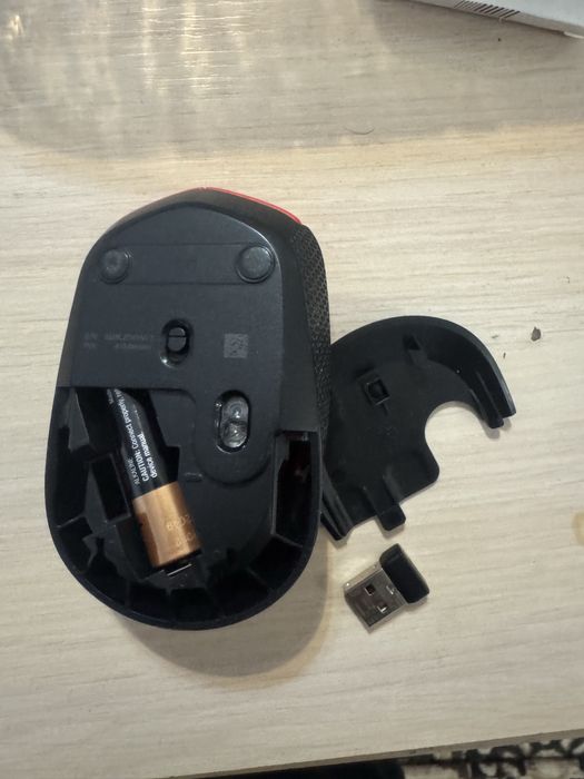 Мишка блютузный,и сумка для ноутбука