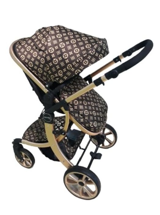 Продам качественную коляску