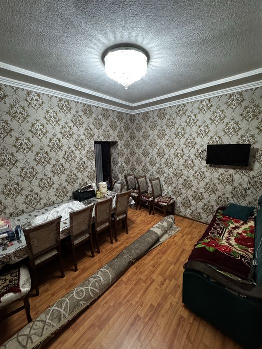 Чиланзар-1 | Сталинка 54 м² | С мебелью | Кирпичный дом