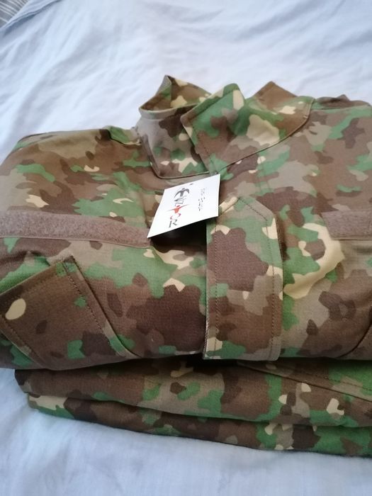 Ținută militara combat