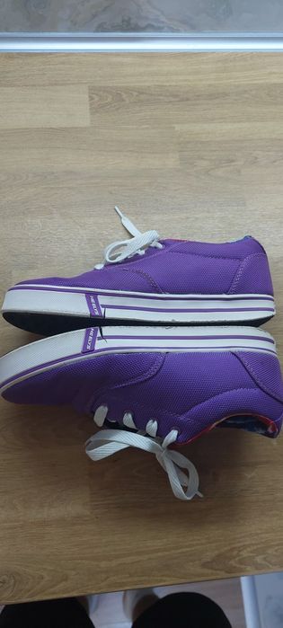 Обувки Heelys с колелца