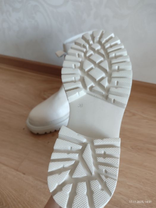 Нови боти Челси от естествена кожа