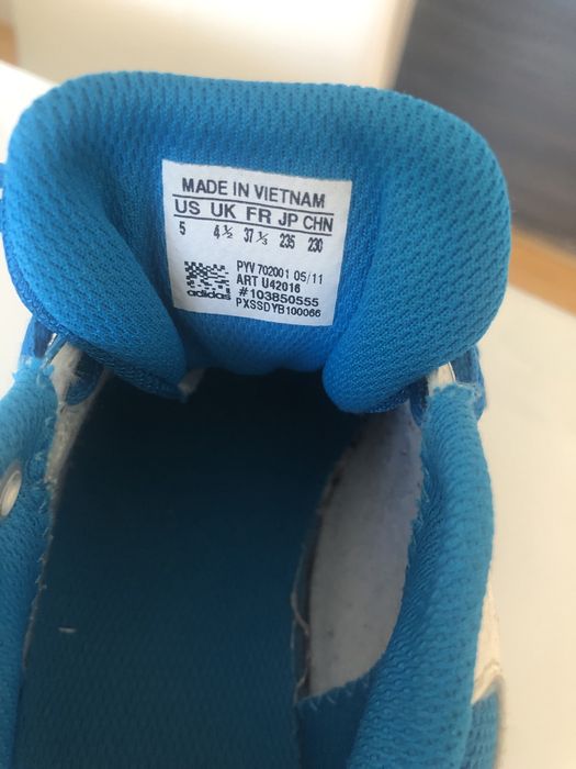 Маратонки adidas