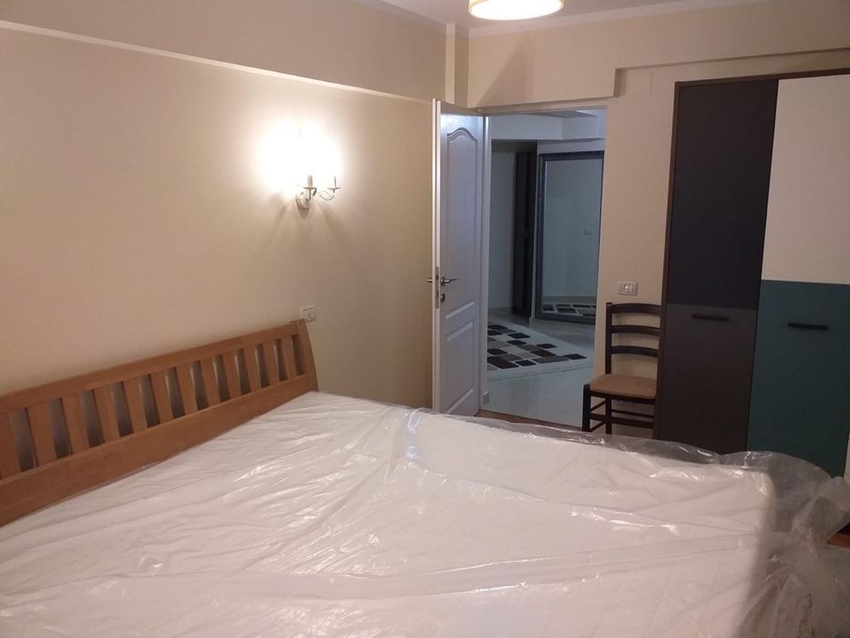 Închiriez apartament 3 camere decomandat și mobilat George Enescu-Suceava