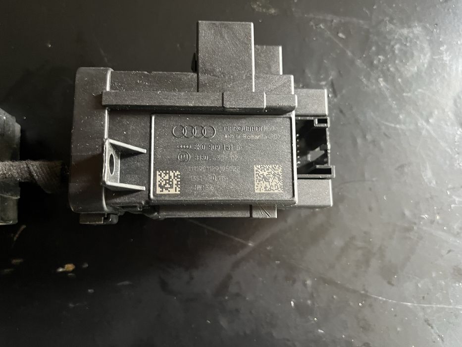 Contact pornire fara cheie Audi A4 B8 A5 Q5 8K0909131D / 8K0909131C