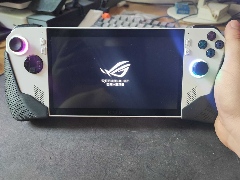 Consola Jocuri Asus Rog Ally Z1 Exteme / 512 GB