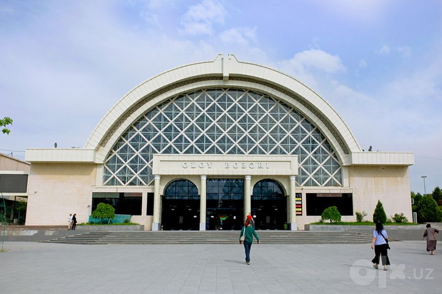 Офис 42 кв с мебедью 2-этаж Алайский купол