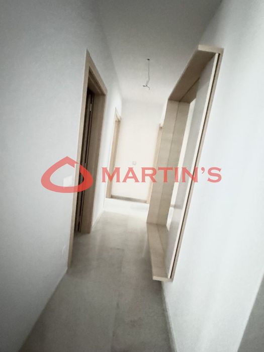 4-стаен в София-Оборище площ 185 цена 2000