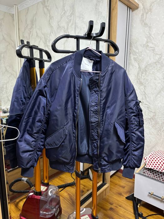 Куртка, жилетка, бомбер GAP, bershka, just