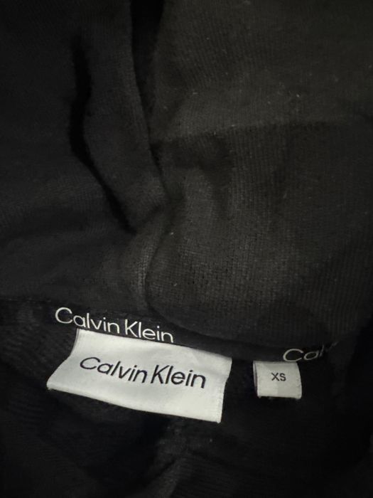 Оригинален суитчър Calvin Klein