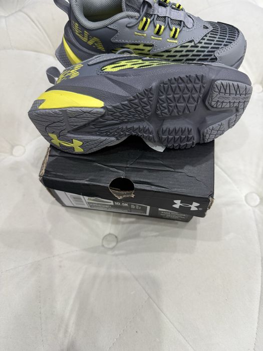 Under armour детски маратонки 27.5