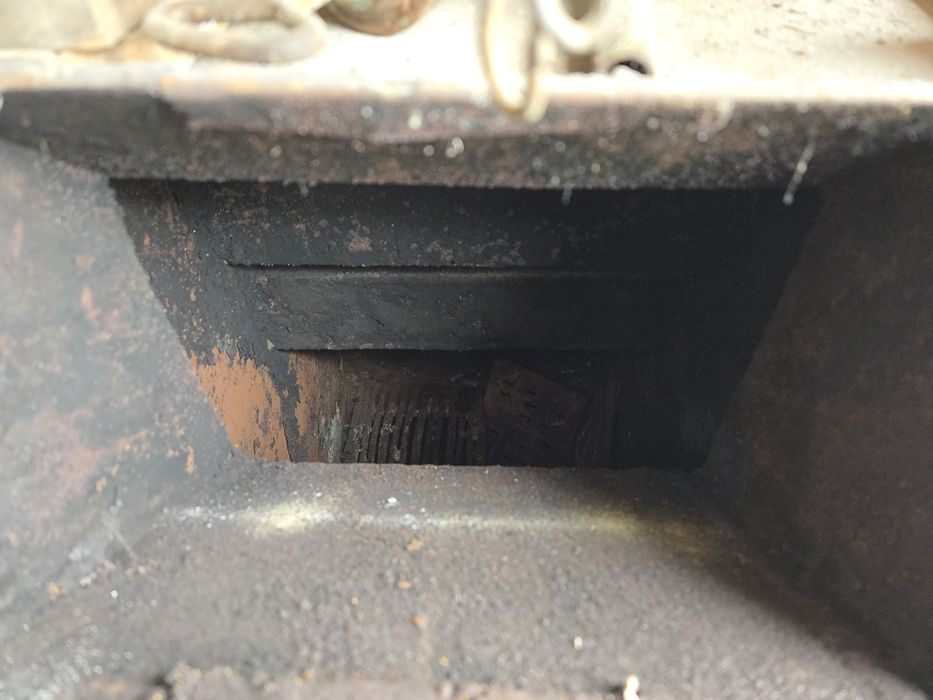 Котел с водна риза за отопление с твърдо гориво