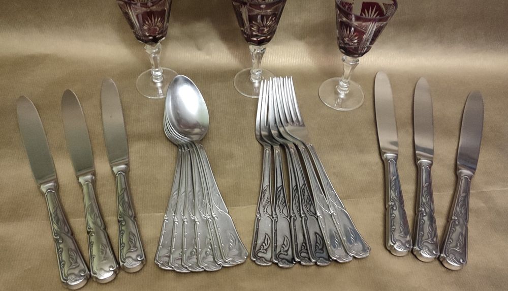 Старинни прибори за хранене