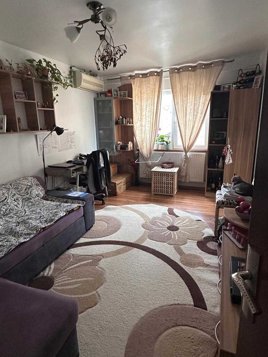 Valenii de Munte Vest  4 nedecomandate 47900 euro