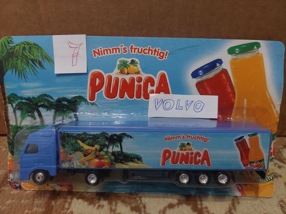 Нови метални камиончета