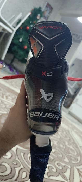 Продам Коньки BAUER X3 SR  размер 9.5