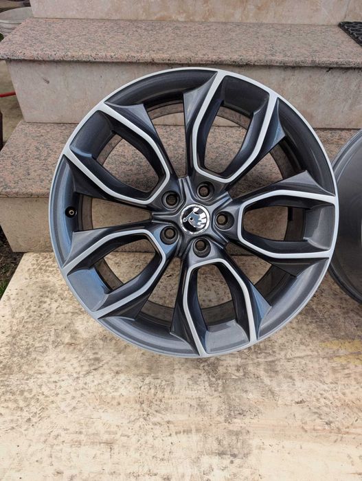 Jante GOALE ORIGINALE Skoda Kodiaq Karoq Kamiq Crater R19