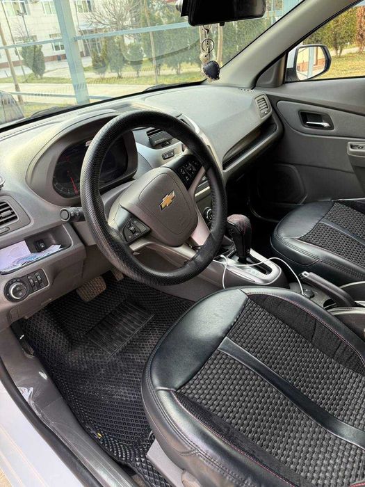 Chevrolet Cobalt, 4-позиция