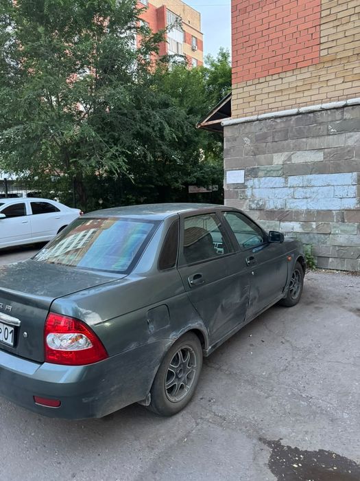 В продаже приора первая