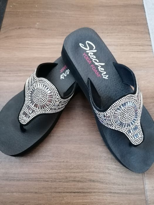 Sandale papuci de ocazie Sketchers