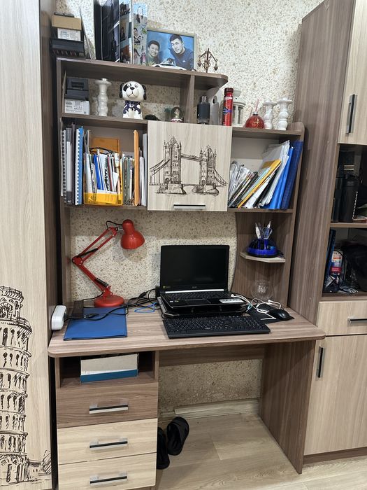 Продам подростковый гарнитур