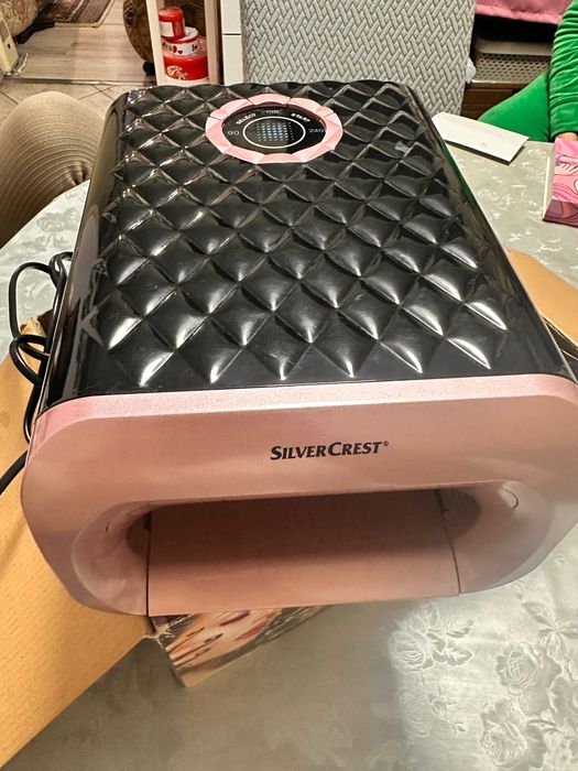 Лампа за маникюр