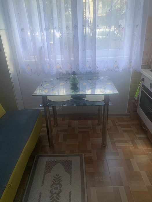 Vând masa bucătărie