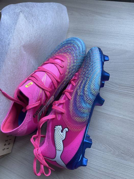 Продаю бутсы новые