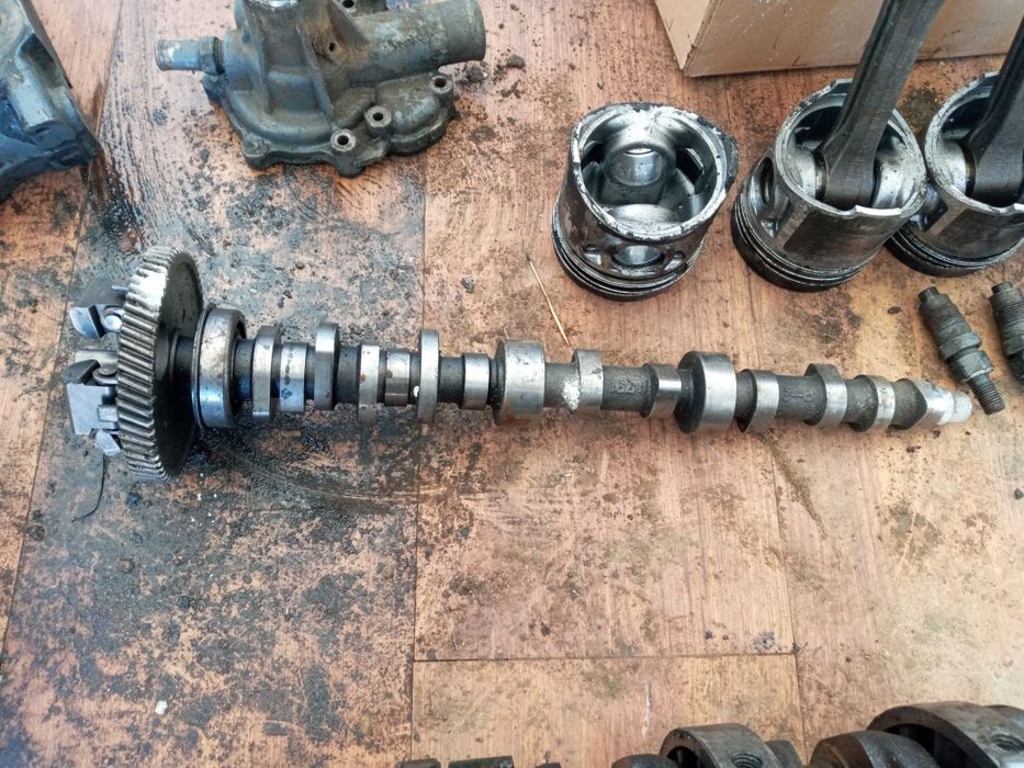 Запчасти на Мини погрузчик КАТ.