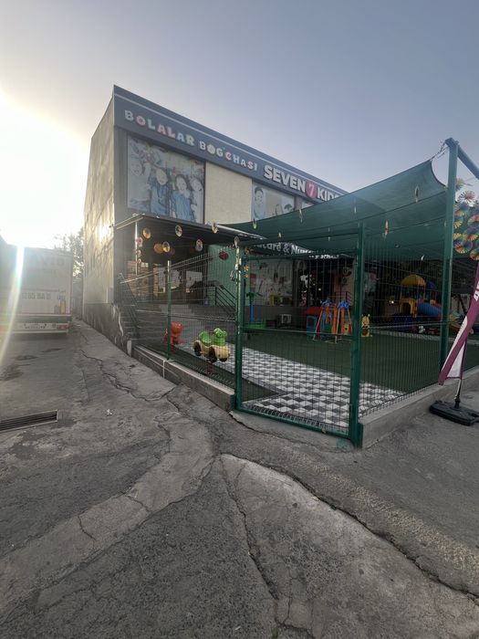 Jarariqda yer sotiladi 3,5sot. 7Kids bogchasini orqasi. 55000$sot