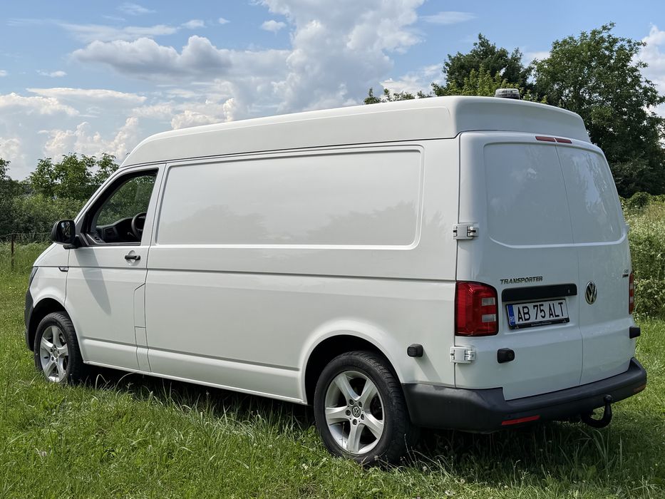 VOLKSWAGEN Transporter 2017 — imagine 3