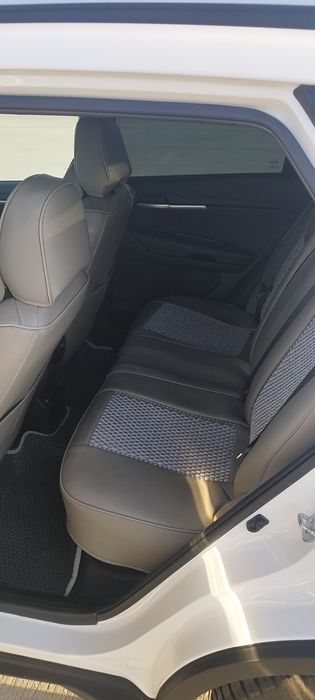 Kia sonat oq rangda