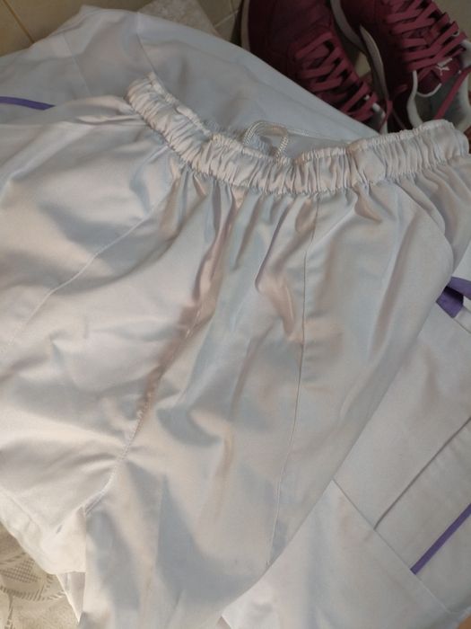 Ново дамско работно облекло за кухня