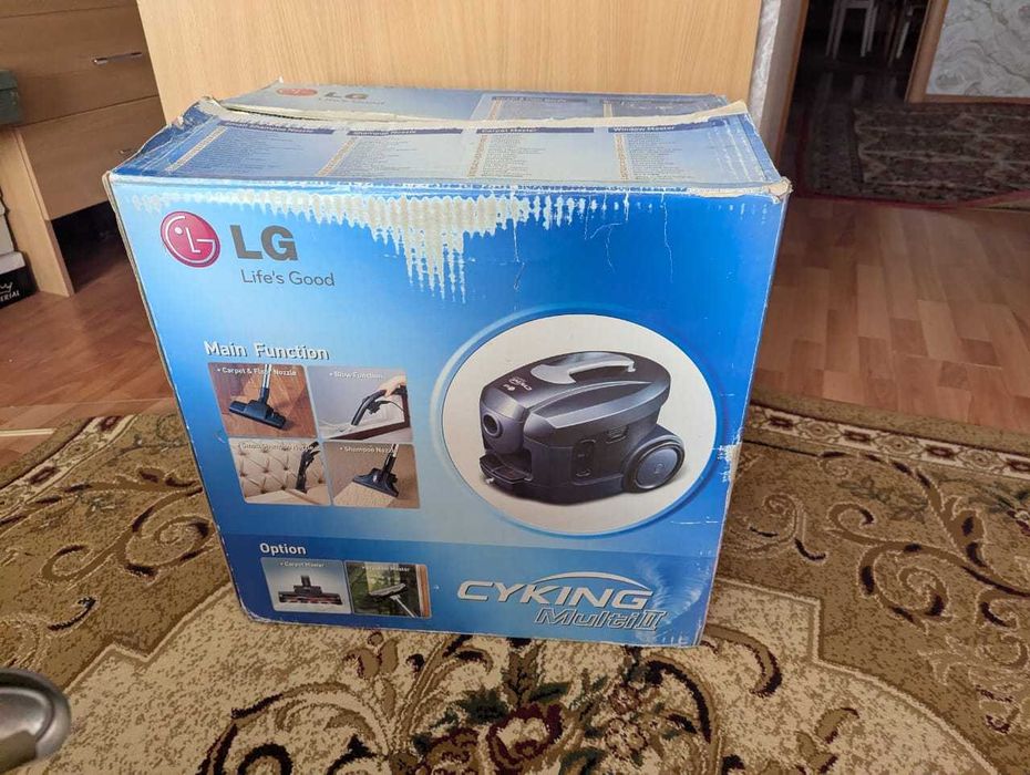 Моющий пылесос LG