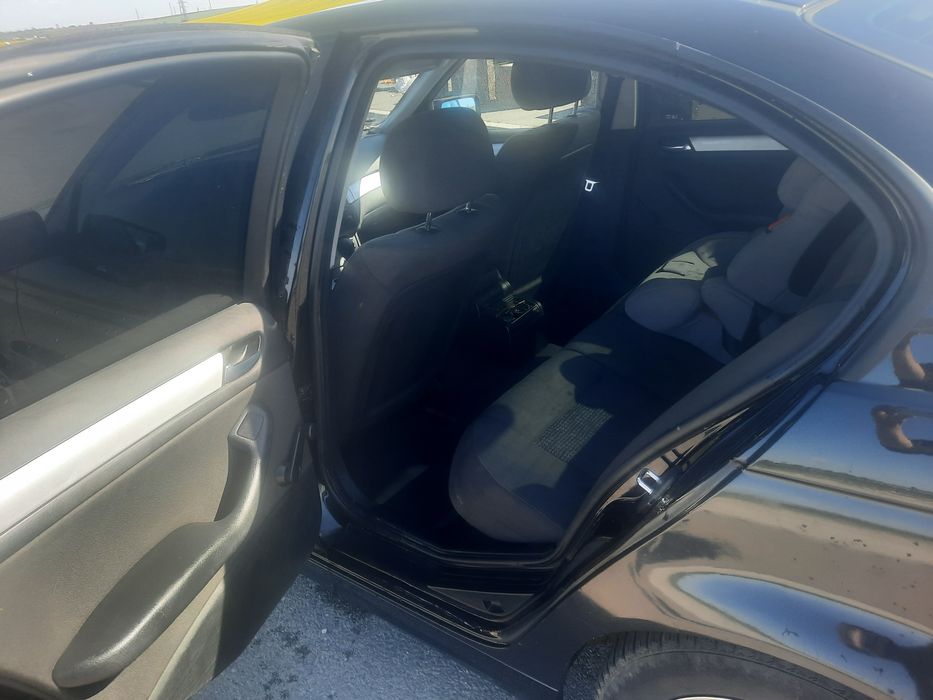 Vand Bmw E 46 1.8 benzina