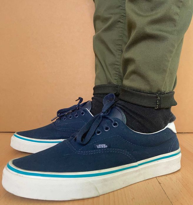 Обувки - Vans Era