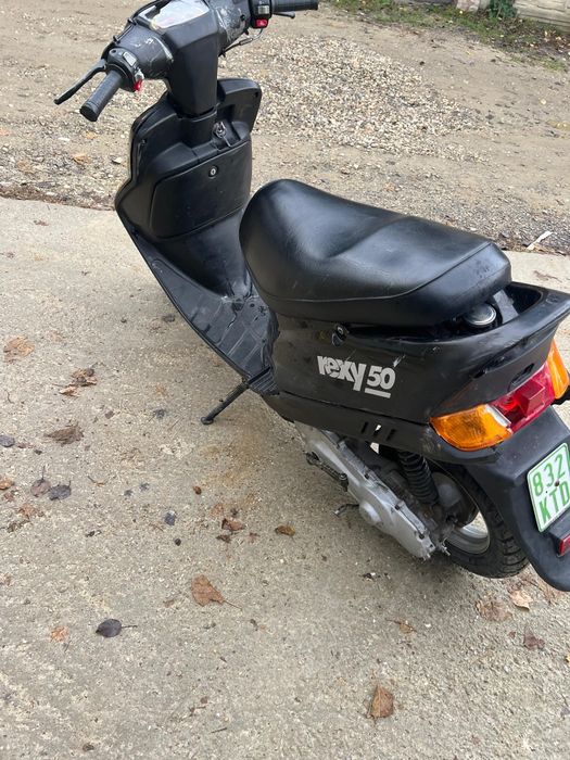 Vând scuter rexy 50 impecabil