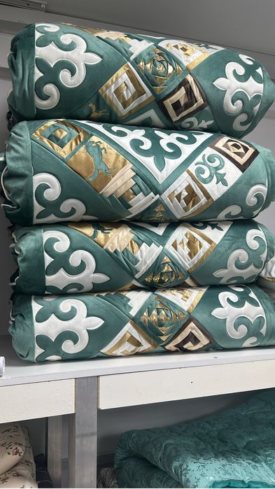 Продам одеяло и матрасы