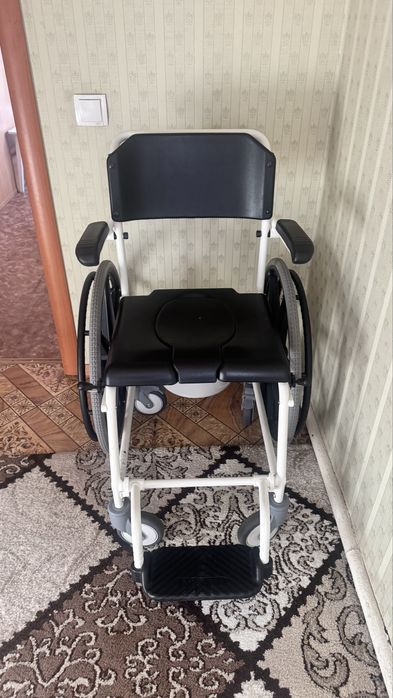 Продается инвалидная коляска!