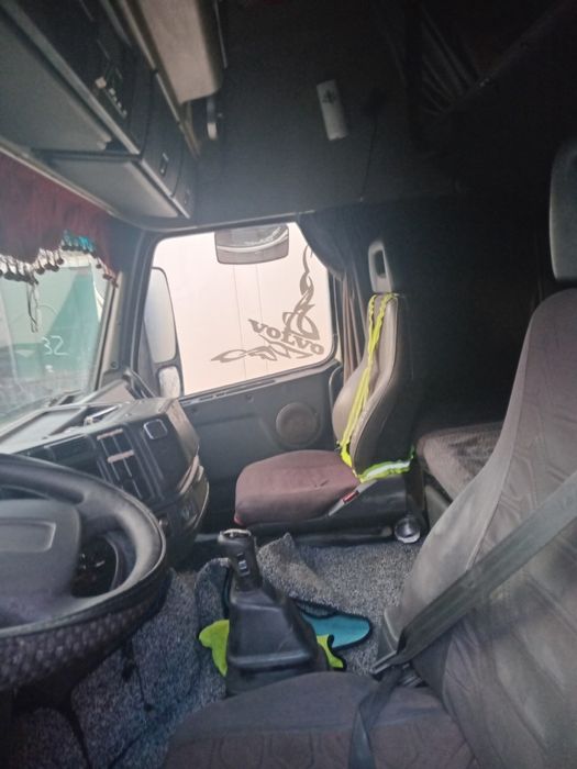 Volvo 1997 sotiladi