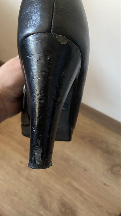 Cizme pana la glezna