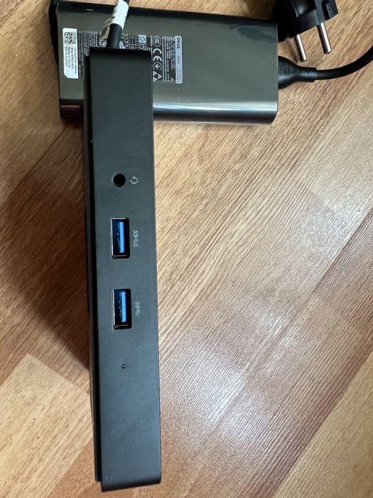 Док станция Dell K17A Type C + захранване Dell 90W