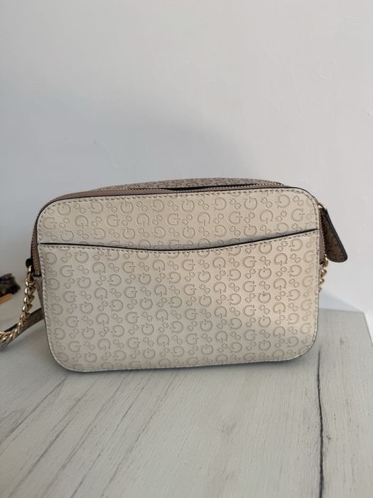 Сумка guess. Надевала всего 2 раза.